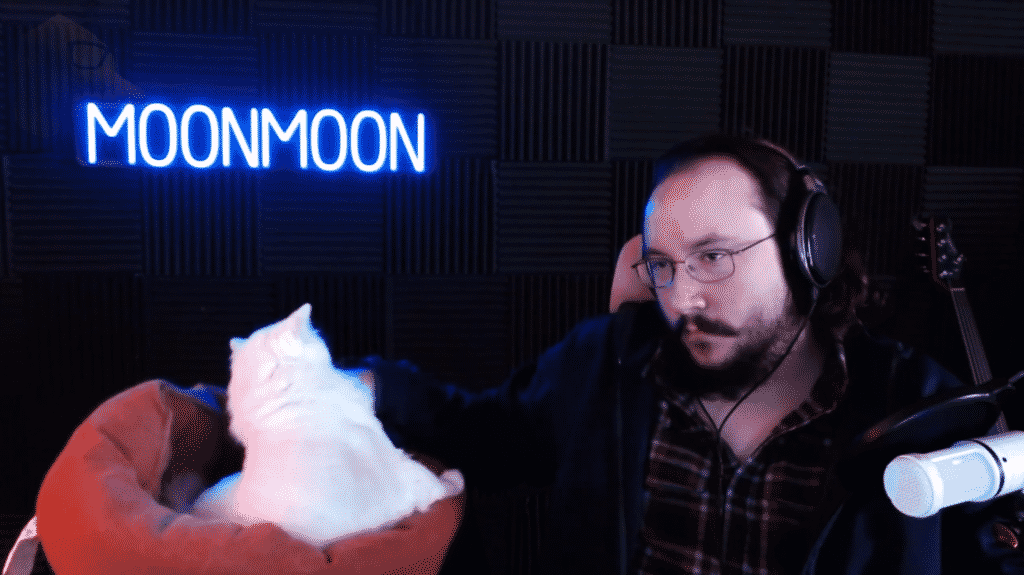 MOONMOON