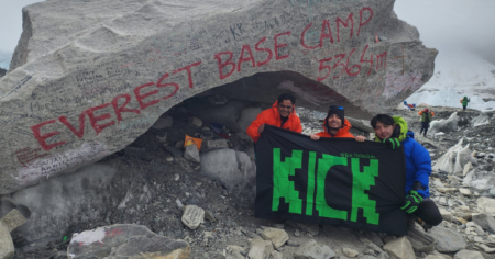 Ice Poseidon Plants Kick Flag on Mount Everest: A Record-Breaking Feat Ice Poseidon plants Kick flag on Mount Everest (1)
