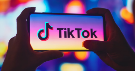 Photo Swipe Trend