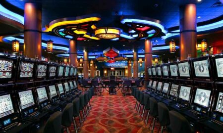 quebec bans criminals from casinos